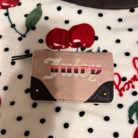 Pink Juicy Couture Wallet (NW/oT) #Y2K - Picture 1 of 5